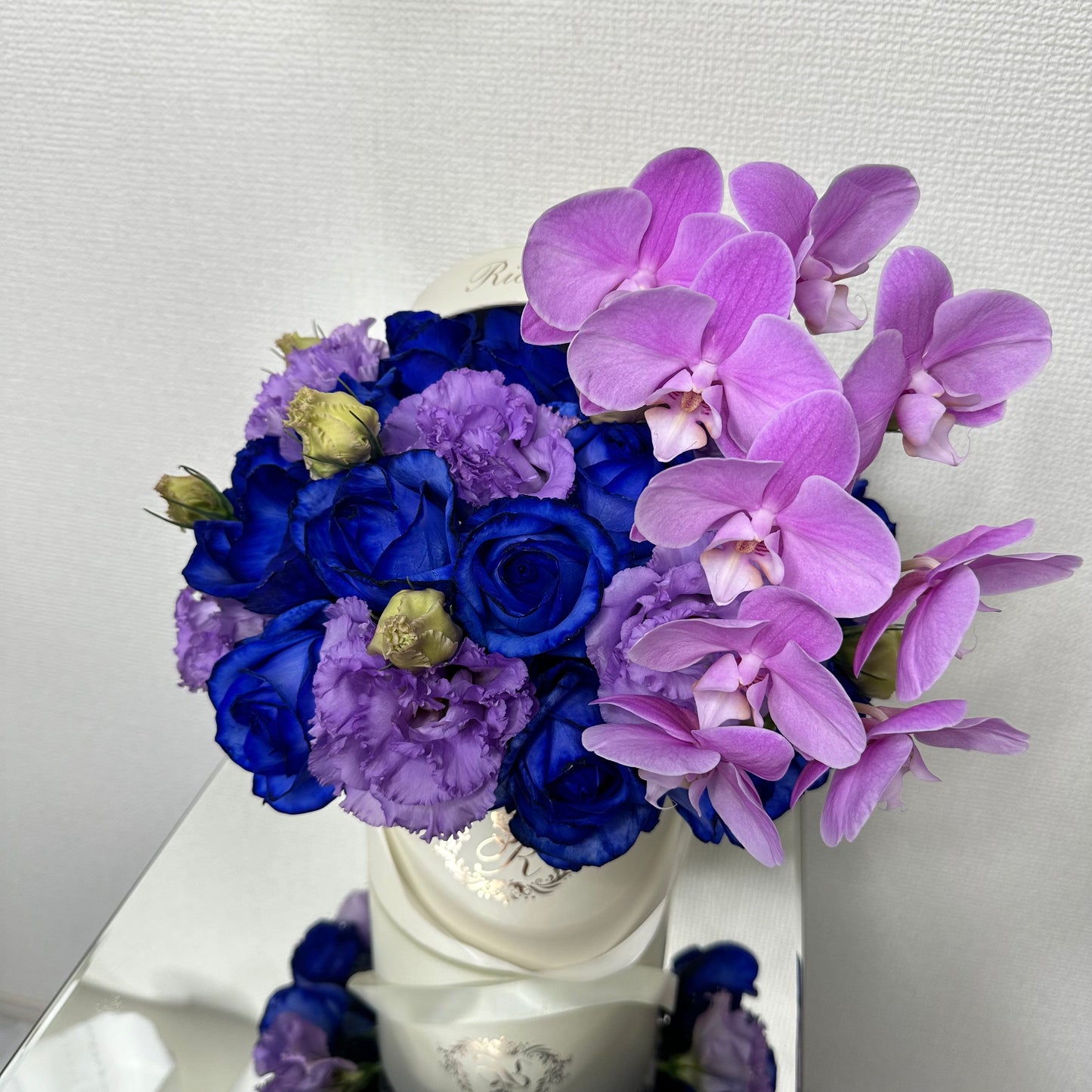 【Sサイズ】ブルーとパープルのスペシャルアレンジメント
