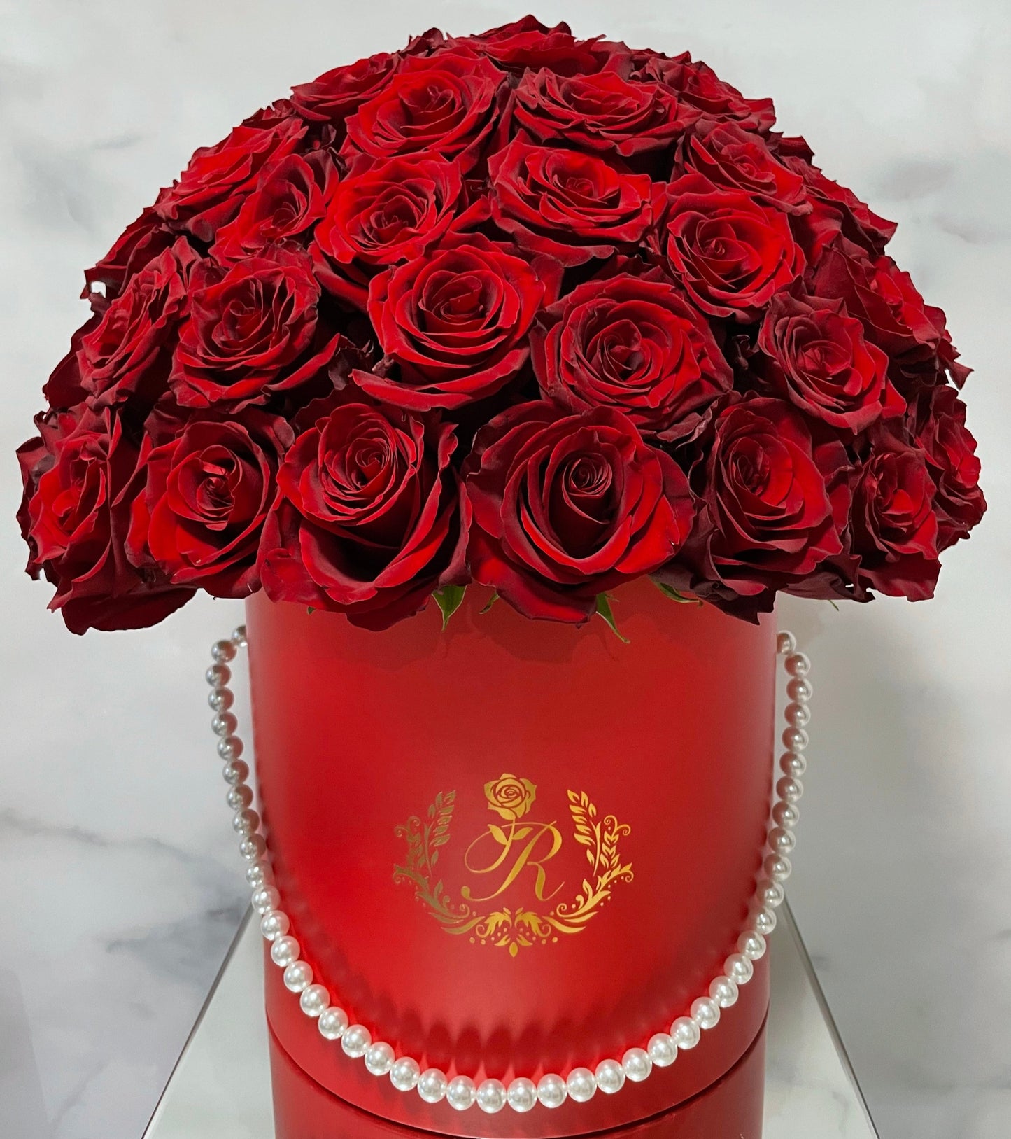 【RED BOX】プロポーズ用 赤バラ108本のドームフラワー