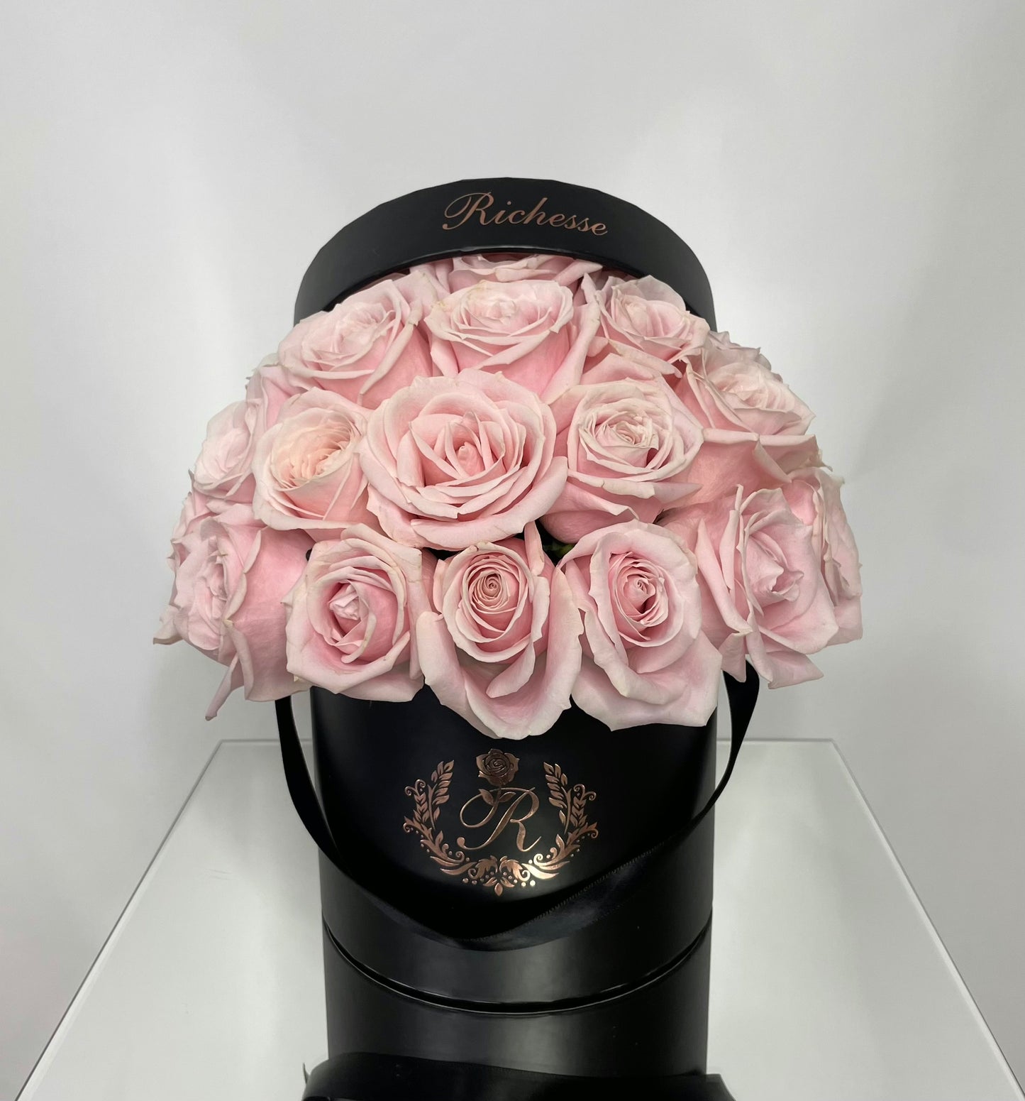 【BLACK BOX】Sサイズのバラのドームフラワー