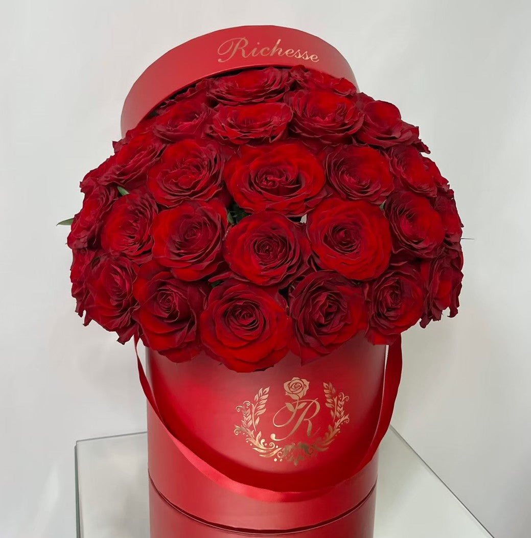 【RED BOX】Mサイズのバラのドームフラワー