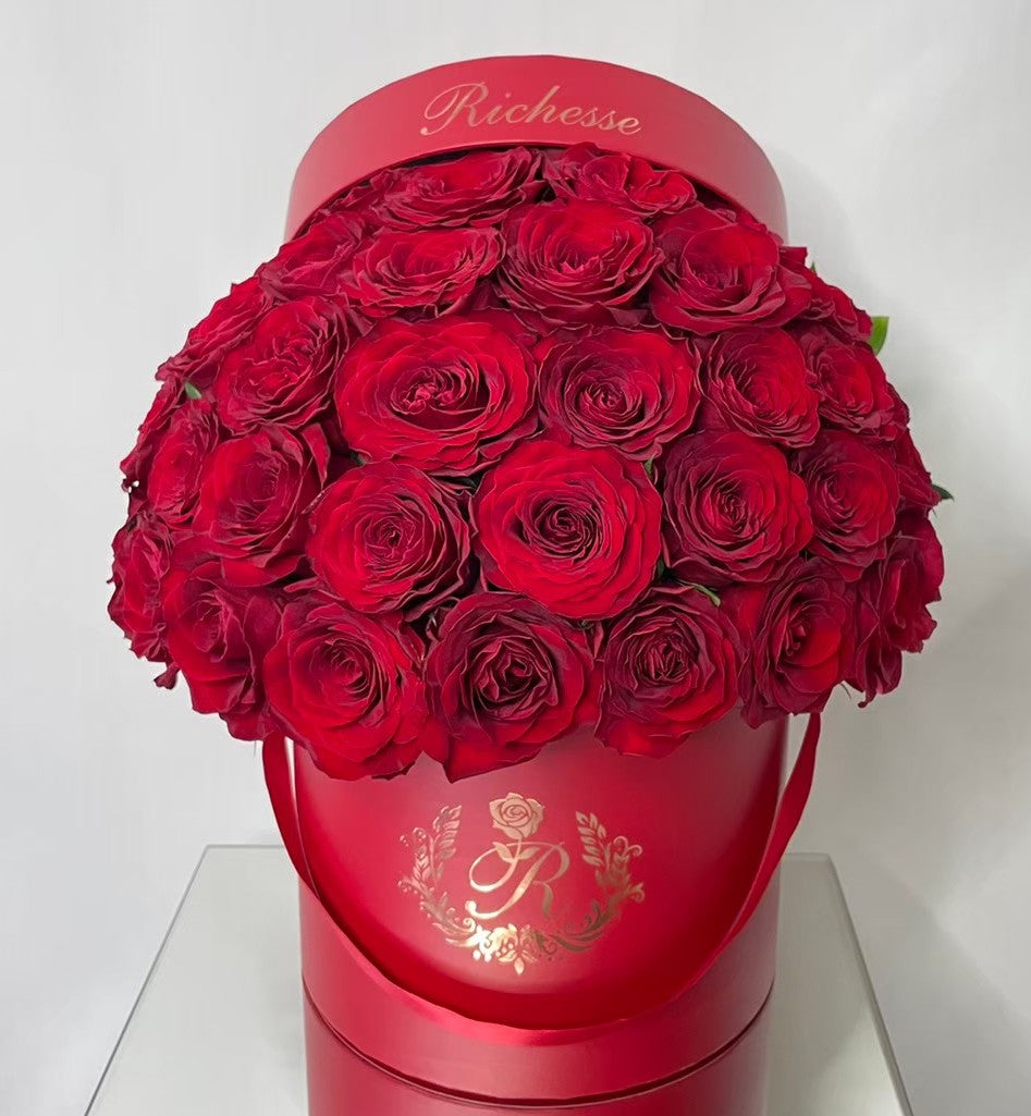 【RED BOX】Mサイズのバラのドームフラワー
